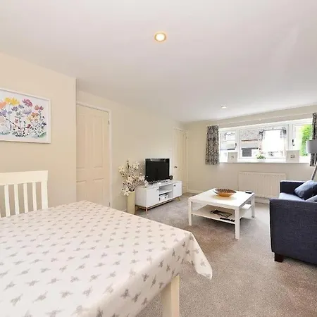 Quaint Victorian Coach House In Village Location Great Alne Exterior foto